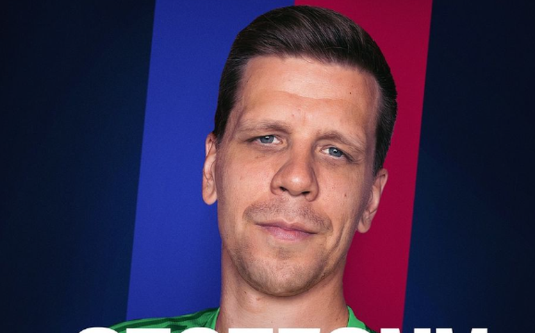 Barcelona oficializa contratação do goleiro Szczesny, que estava aposentado
