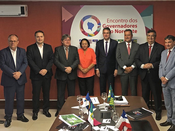 Governadores do NE se reúnem e definem prioridades para encontro nacional
