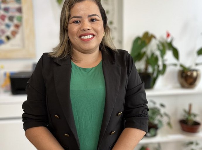 Servidora da Ufal é indicada ao Prêmio Darcy Ribeiro de Educação
