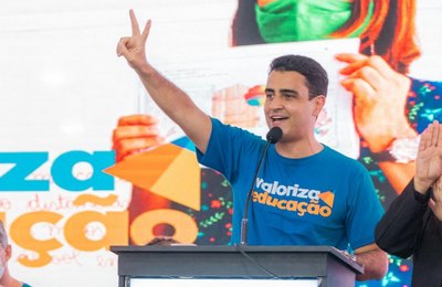 Prefeito JHC cria função de coordenador pedagógico e concede gratificação a diretores e vice-diretores
