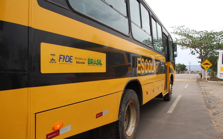 Após ação ajuizada pelo Ministério Público, decisão obrigada Prefeitura de Porto Calvo a readequar o transporte escolar