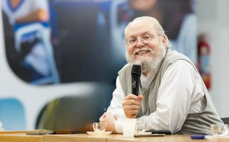 PF aponta servidor da Sesau como operador em esquema de desvio milionário do SUS