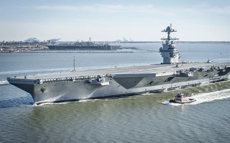 Porta-aviões USS Gerald R. Ford deixa Oriente Médio para reparos