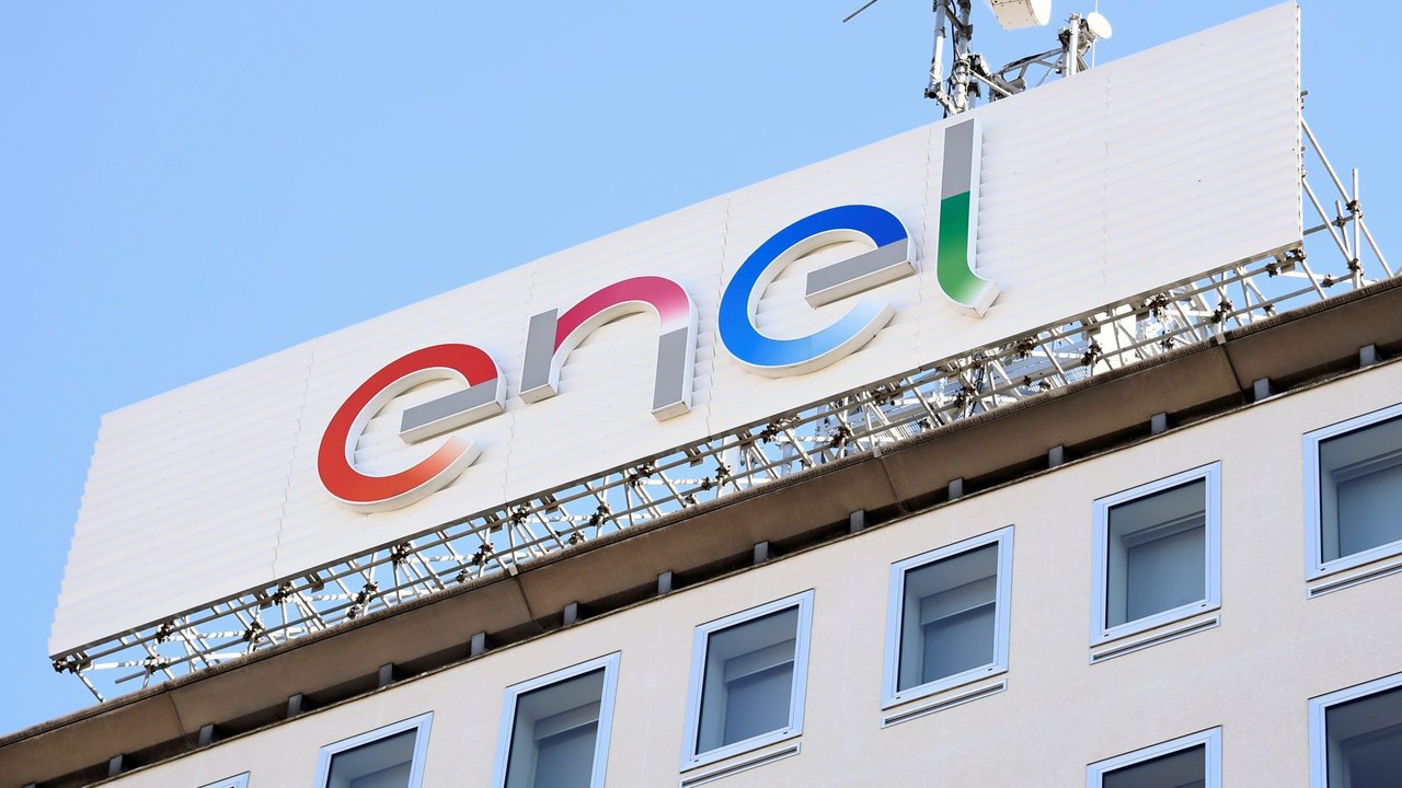 Enel oferece palestras, dicas de sustentabilidade e troca de lâmpadas em cidades do Rio