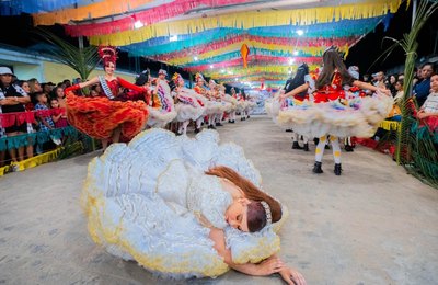 São João Comunitário chega ao sétimo dia de festa com conexão entre juventude e o som da sanfona