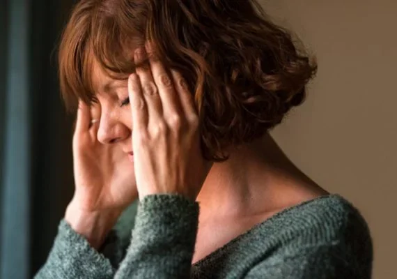 Consumo de álcool na menopausa pode aumentar o risco de doenças graves