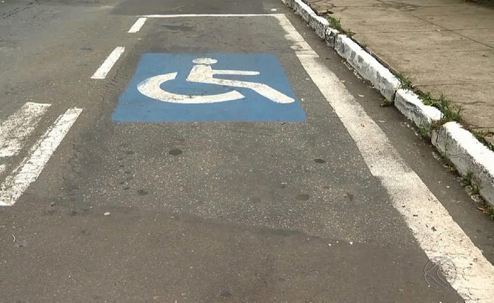 Maceió soma mais de mil infrações por vagas especiais em 2025