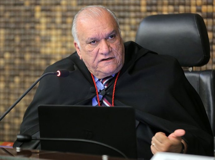 Tribunal de Justiça mantém condenação a padres de Arapiraca por pedofilia