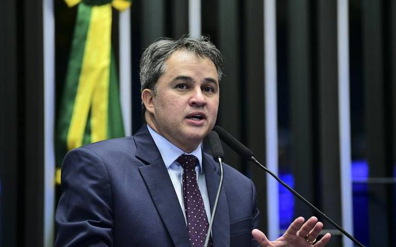 CMO aprova, por aclamação, senador Efraim Filho para presidente do colegiado