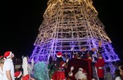 Emoção e muita alegria marcam “acender das luzes natalinas” do Cento Histórico, em Marechal Deodoro