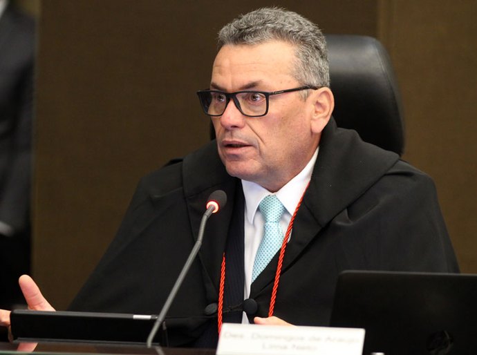 Clínica oftalmológica deve realizar cirurgia em vítima de suposto erro