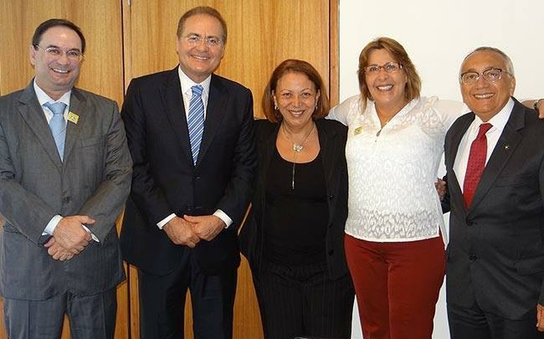 Renan confirma construção do Centro de Convenções de Arapiraca
