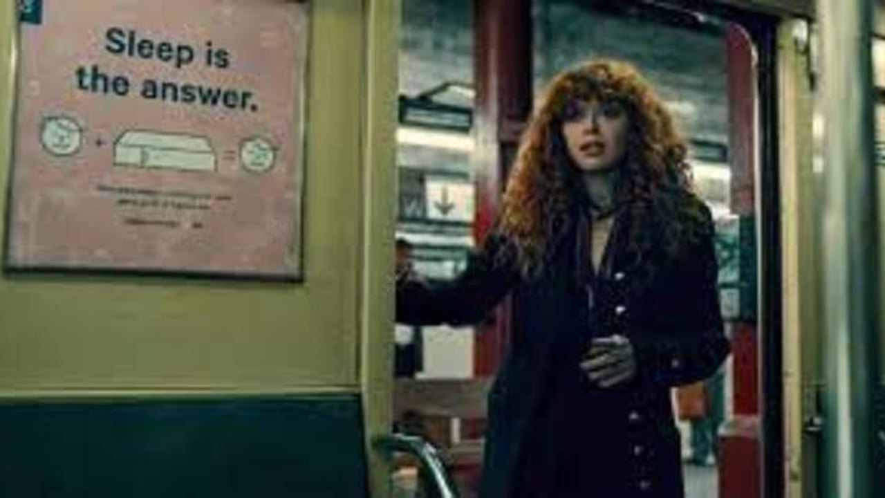 ‘Boneca Russa’: Segunda temporada da série estreia em abril Netflix