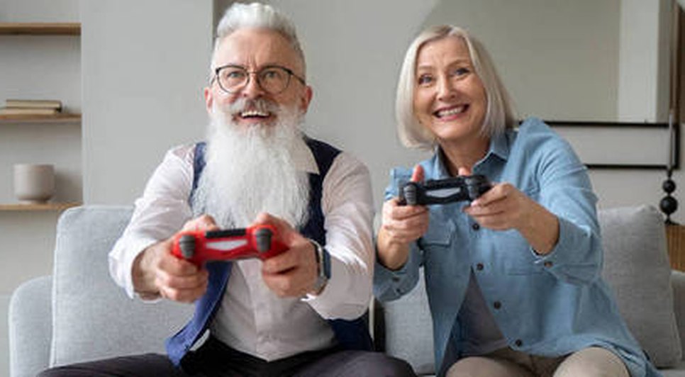 idosos-videogame-24112023174623565 / Foto: Foto: Freepik/ Ilustrativa