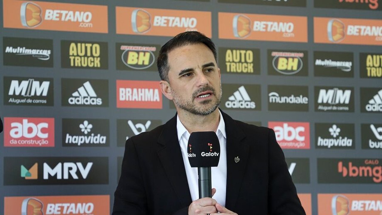 Cotado para seleção brasileira, Rodrigo Caetano aguarda oferta: 'Seria uma honra'