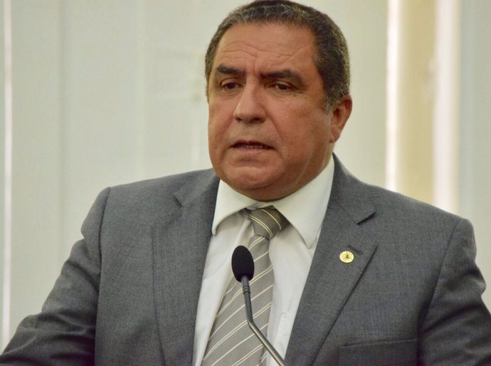 Inácio Loiola destaca potencialidades da região dos 'Lagos do São Francisco'