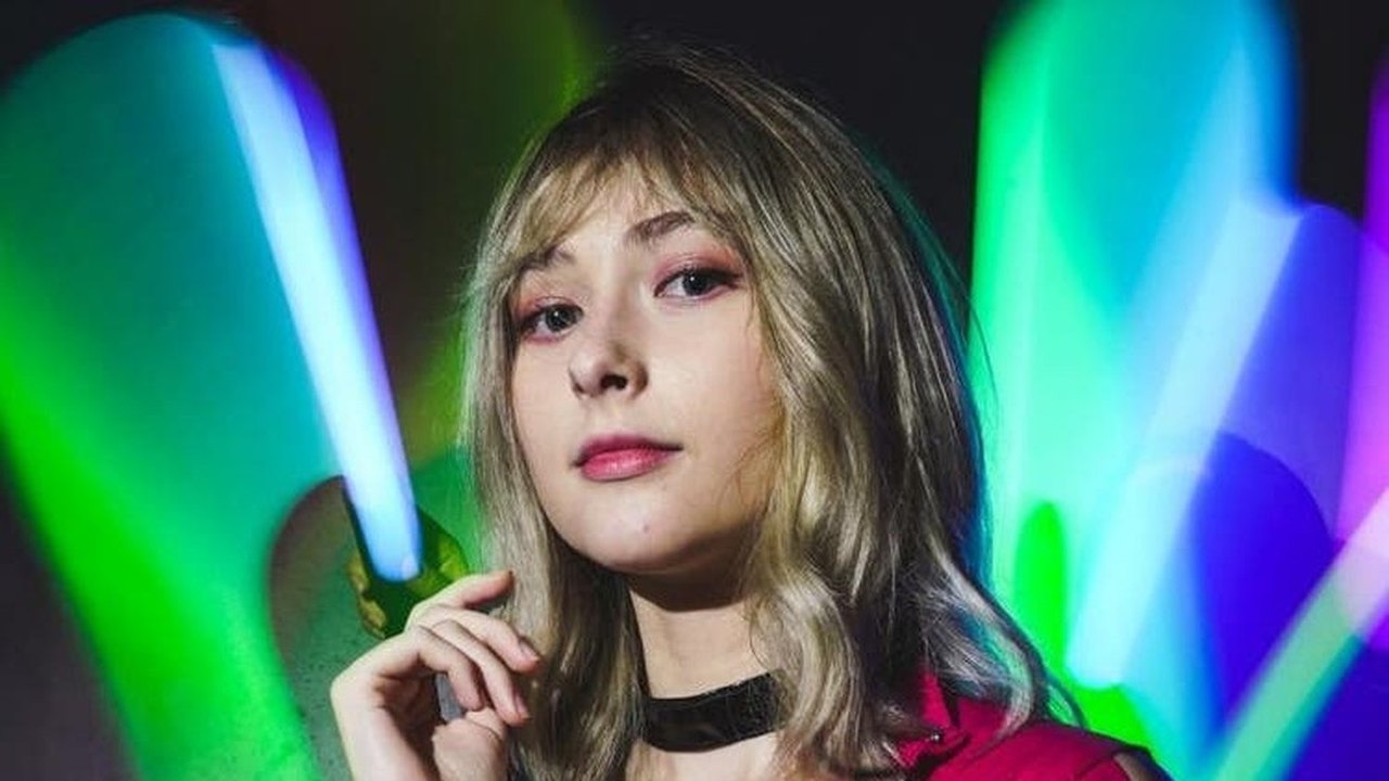 Gabriela Dalcin disputa uma vaga em grupo de K-pop