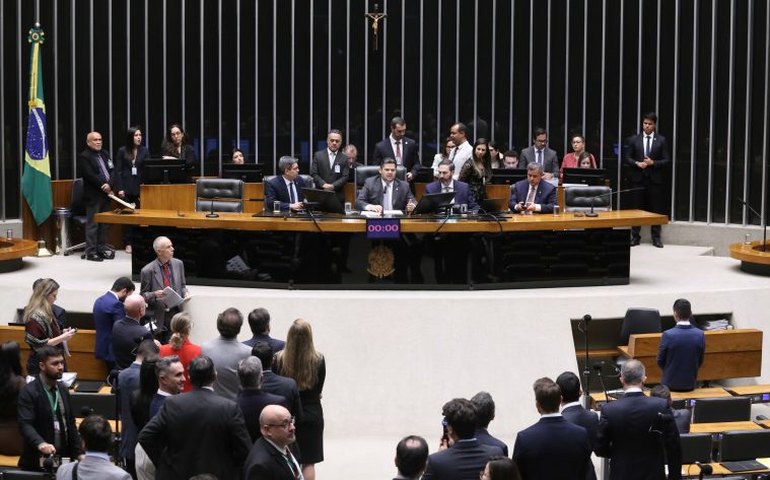 Congresso aprova projetos que abrem crédito de R$ 30 bilhões para o Orçamento de 2025