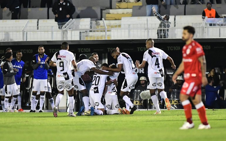 Ponte Preta agenda jogo-treino visando estreia na Série C do Brasileiro