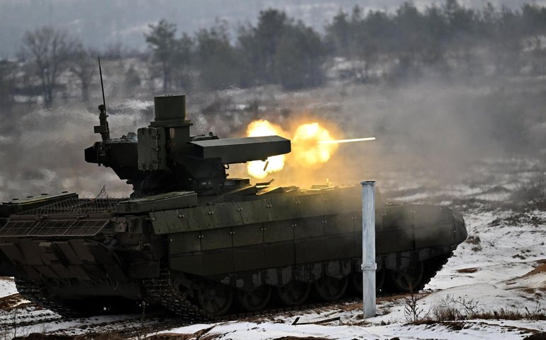 Tripulações russas treinam táticas de aniquilação com blindado Terminator