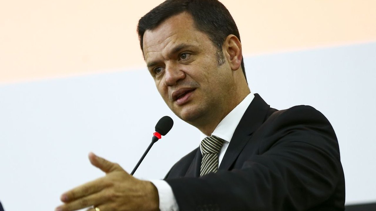 Defesa de Torres cita risco de suicídio e faz novo pedido de soltura