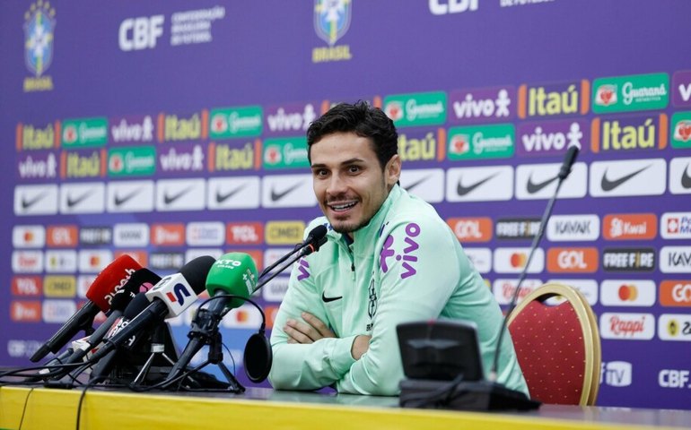 Veiga celebra retorno à seleção e destaca luta contra o cansaço no Palmeiras: 'É muito jogo'