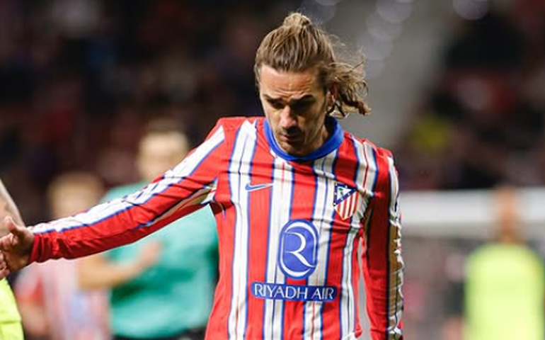 Atlético de Madrid vence Mallorca, com golaço de Griezmann, e persegue o líder no Espanhol