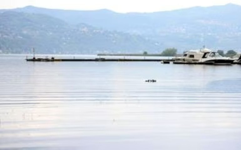 Acidente com barco turístico mata quatro pessoas no lago Maggiore