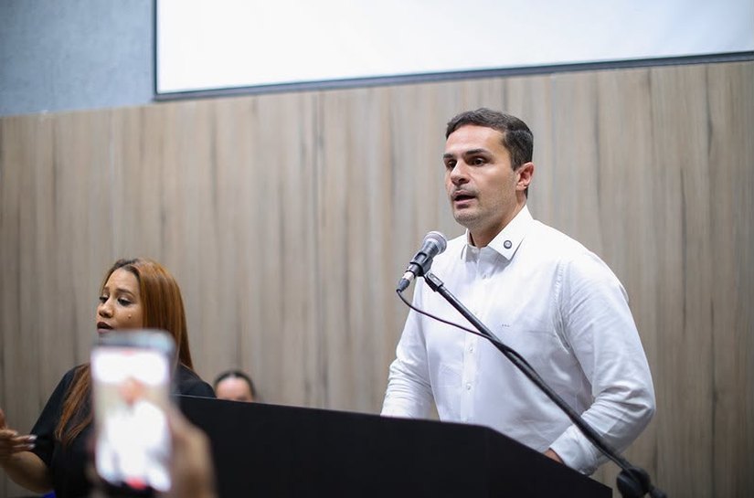 Conquista defendida por Alexandre Ayres na Uncisal ganha homenagem especial: Restaurante Universitário levará nome de seu pai