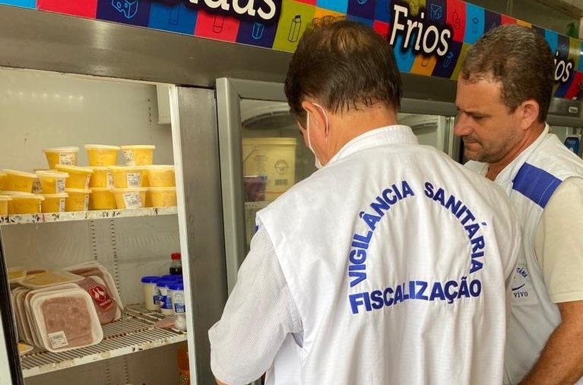 Vigilância Sanitária já apreendeu 35 toneladas de alimentos impróprios para consumo desde 2025