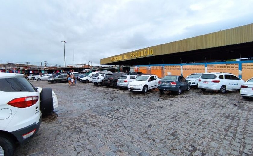 Mercados, feiras-livres e shoppings populares funcionam nesta sexta (24)