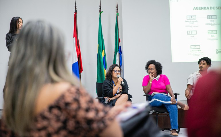 Roda de conversa discute sobre raça, vivências e representatividade em evento do Censo dos Servidores 2024