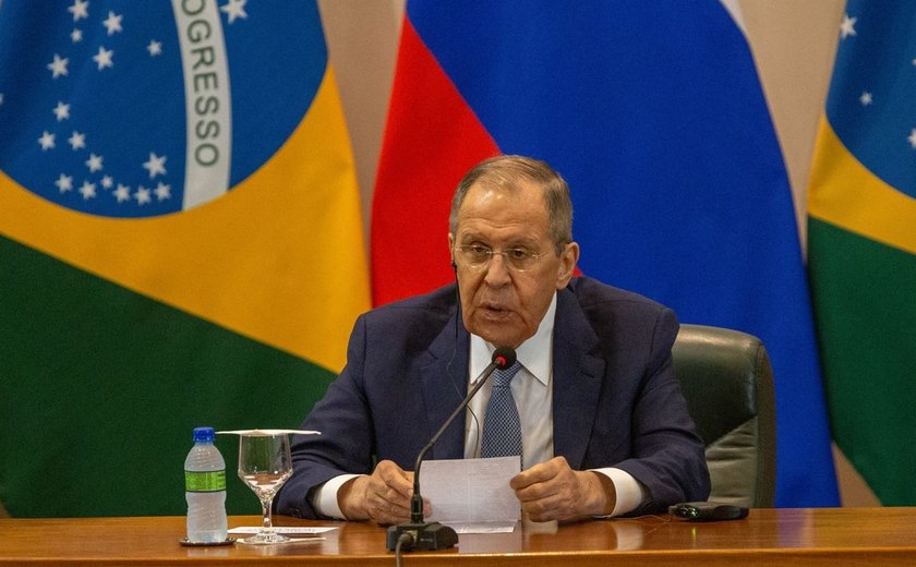 Lavrov diz que discussões sobre garantias de segurança à Ucrânia necessitam da Rússia