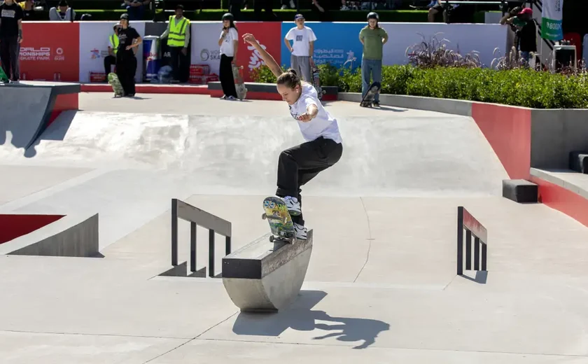 Mau tempo em Paris adia provas masculinas do skate street para segunda-feira