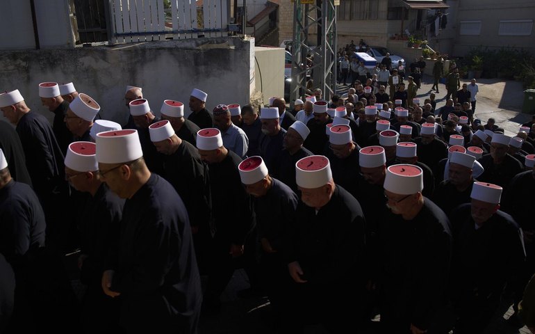 Entre o cerco do governo e a ameaça do sectarianismo: o que está em jogo para os Druzos na Síria?