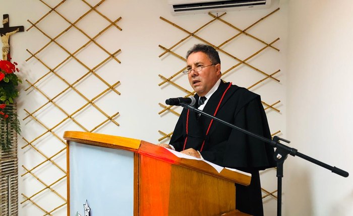 O novo chefe do MP, Márcio Roberto Tenório, em discurso