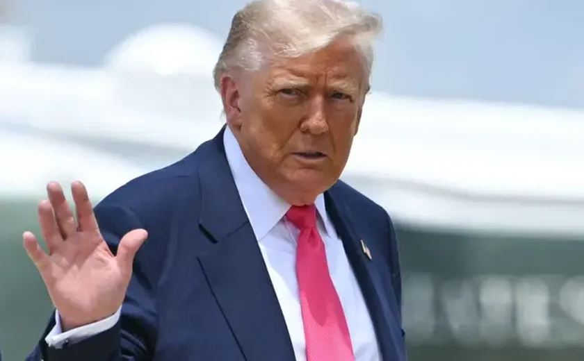 Trump 'liquida' embaixada dos EUA no Brasil com leilão de móveis e equipamentos