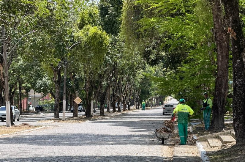 Autarquia Municipal de Limpeza Urbana realiza mutirão no Campus da Ufal