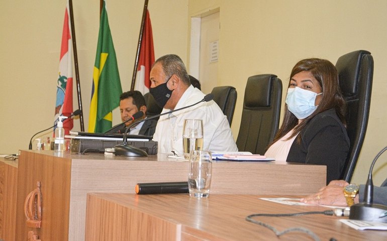 Superintendente da SMTT Penedo apresenta ações do setor para vereadores