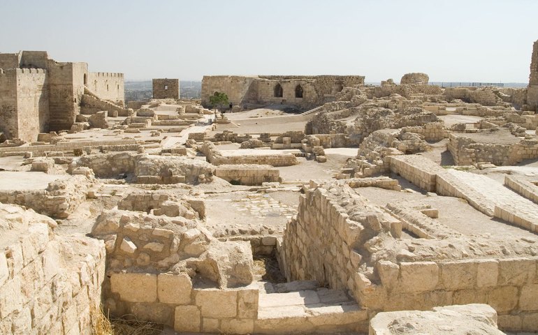 Cientistas revelam tumba do filho do faraó Userkaf e estátua do faraó Djoser em Saqqara (FOTOS)