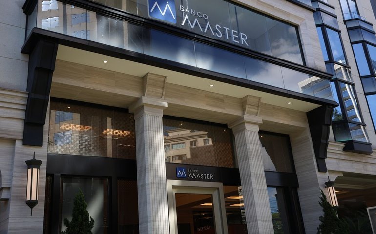 Especialistas alertam para golpes em ressarcimentos do Banco Master