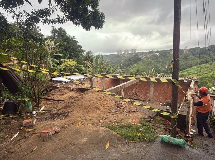 Defesa Civil de Maceió amplia ações preventivas de demolições de imóveis com risco de colapso