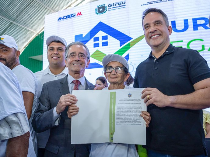 Paulo Dantas entrega títulos de propriedade para 318 famílias em Igaci esta semana