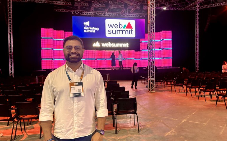 Presidente da FMAC marca presença no Web Summit Rio 2025