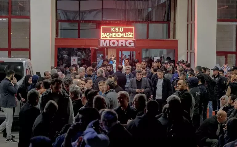 Ataque a escola na Turquia deixa ao menos 9 mortos no sudeste do país