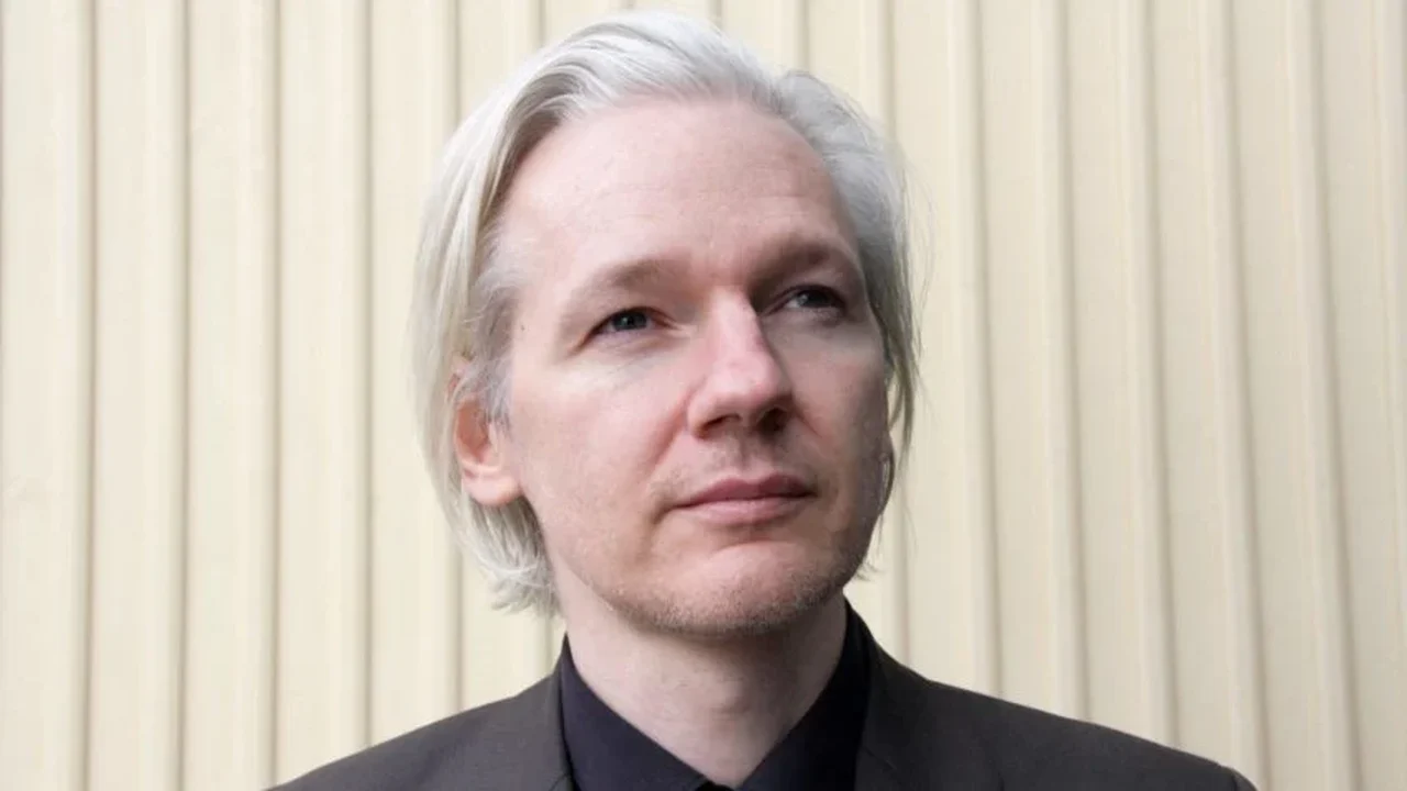 Justiça britânica decide hoje se concede último recurso a Julian Assange contra sua extradição para os EUA