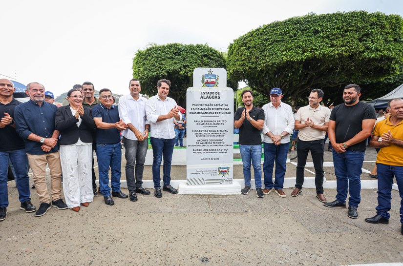 Governo de Alagoas investe mais de R$ 8 milhões em obras de infraestrutura viária em Santana do Mundaú