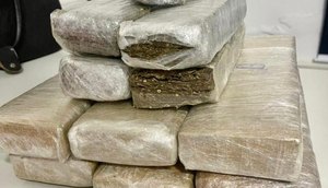 Casal é preso transportando dez tabletes de maconha em Estância / Foto: Foto: SSP/SE