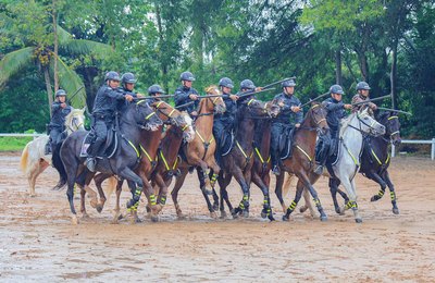 PM-AL forma 10 novos centauros no Curso de Policiamento Montado