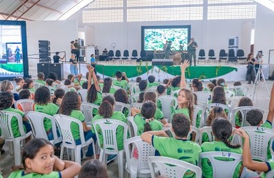 Prefeitura de Murici promove ação de conscientização ambiental com alunos da rede municipal de ensino